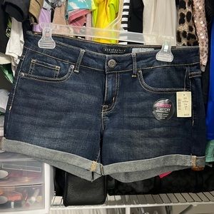 Brand new size 6 very stretchy